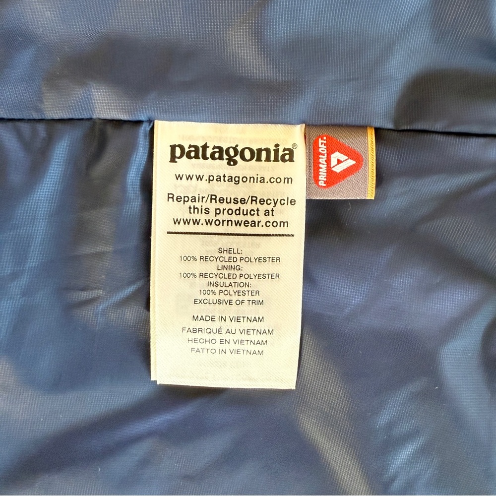NWT Patagonia Nano Puff Insulated Jacket Women’s Medium Classic Navy Blue - Picture 10 of 13